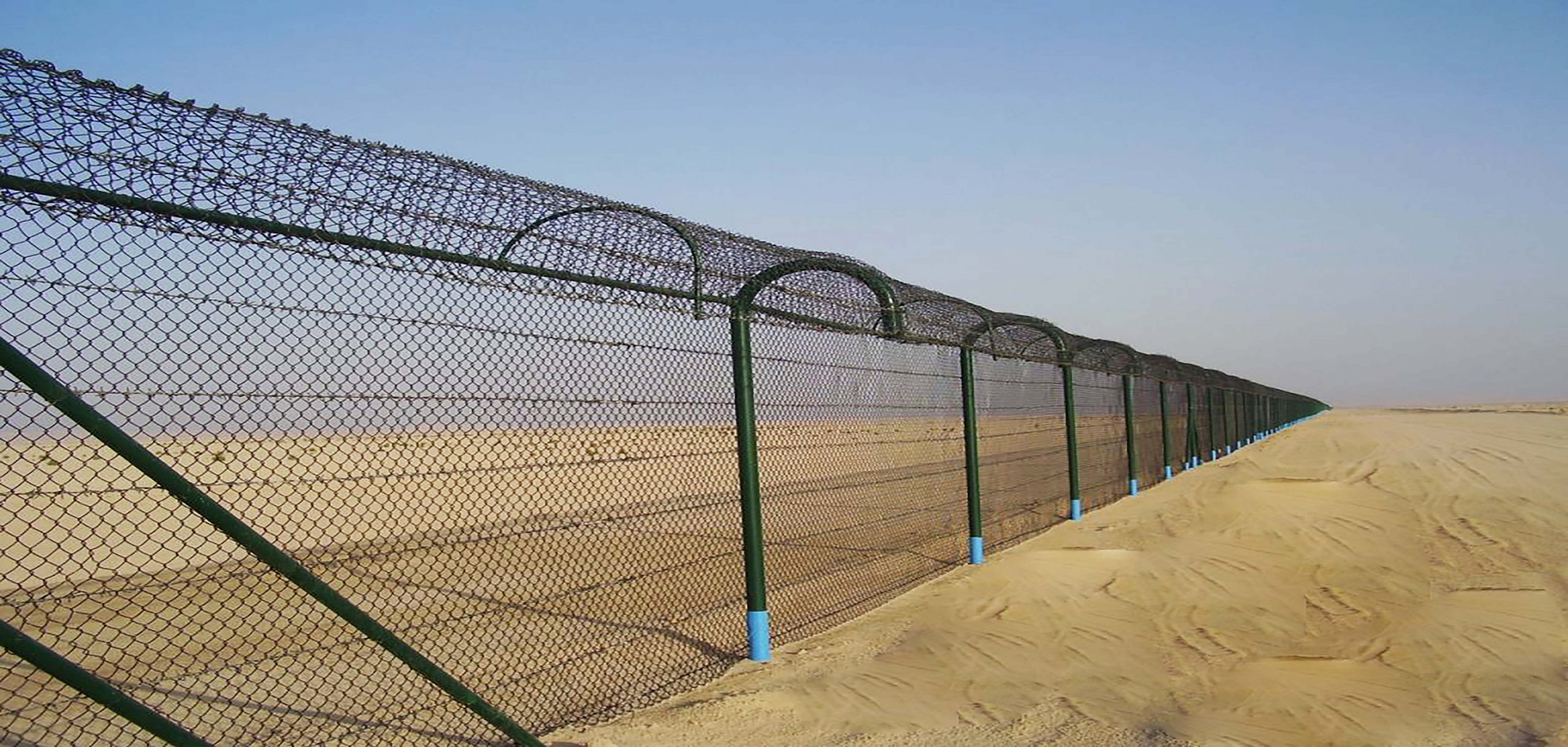 Chain Link Fence Chain Link Suppliers In UAE Link Middle East Dubai